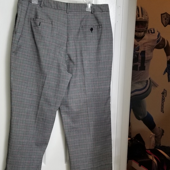 Capris - Picture 6 of 7